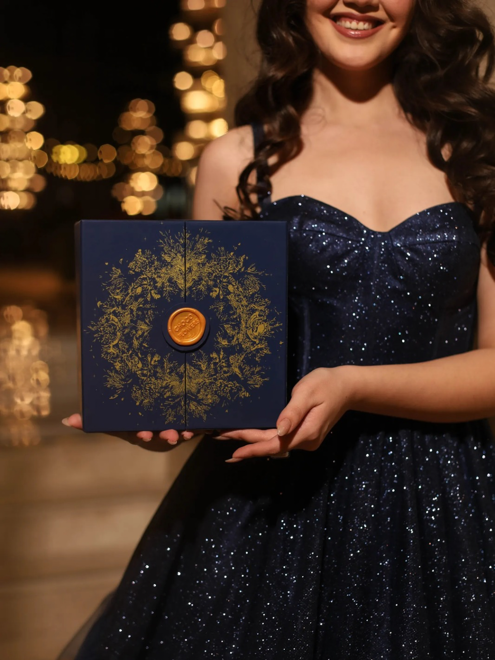 Limited edition box MyShyraq × ChocoFlowers