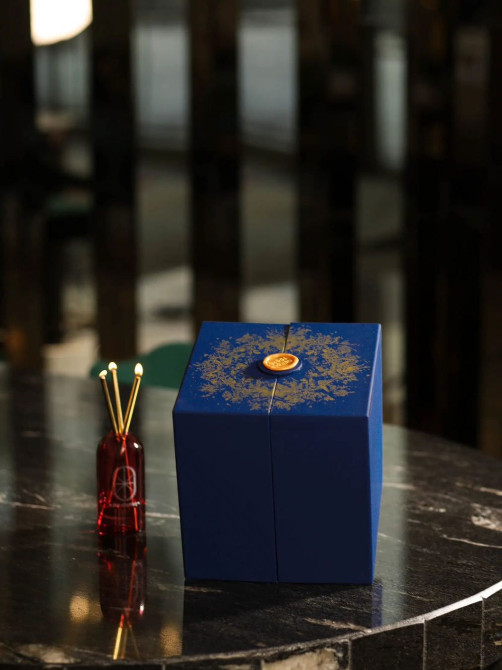 Limited edition box MyShyraq × ChocoFlowers